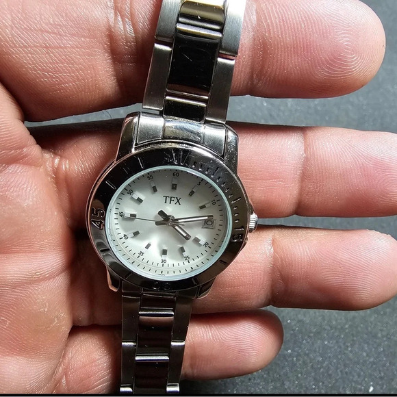 TFX By Bulova Ladies Quartz Watch Silver Tone White Date Just Dial Working - Picture 3 of 9